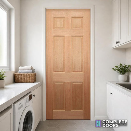 Four Seas Doors OWT 6P Interior Room