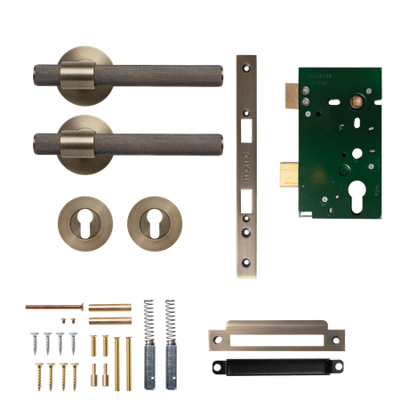 MomoBelgraviaSolidBrassKnurledLeverEntranceSetInDarkBrushedBrass